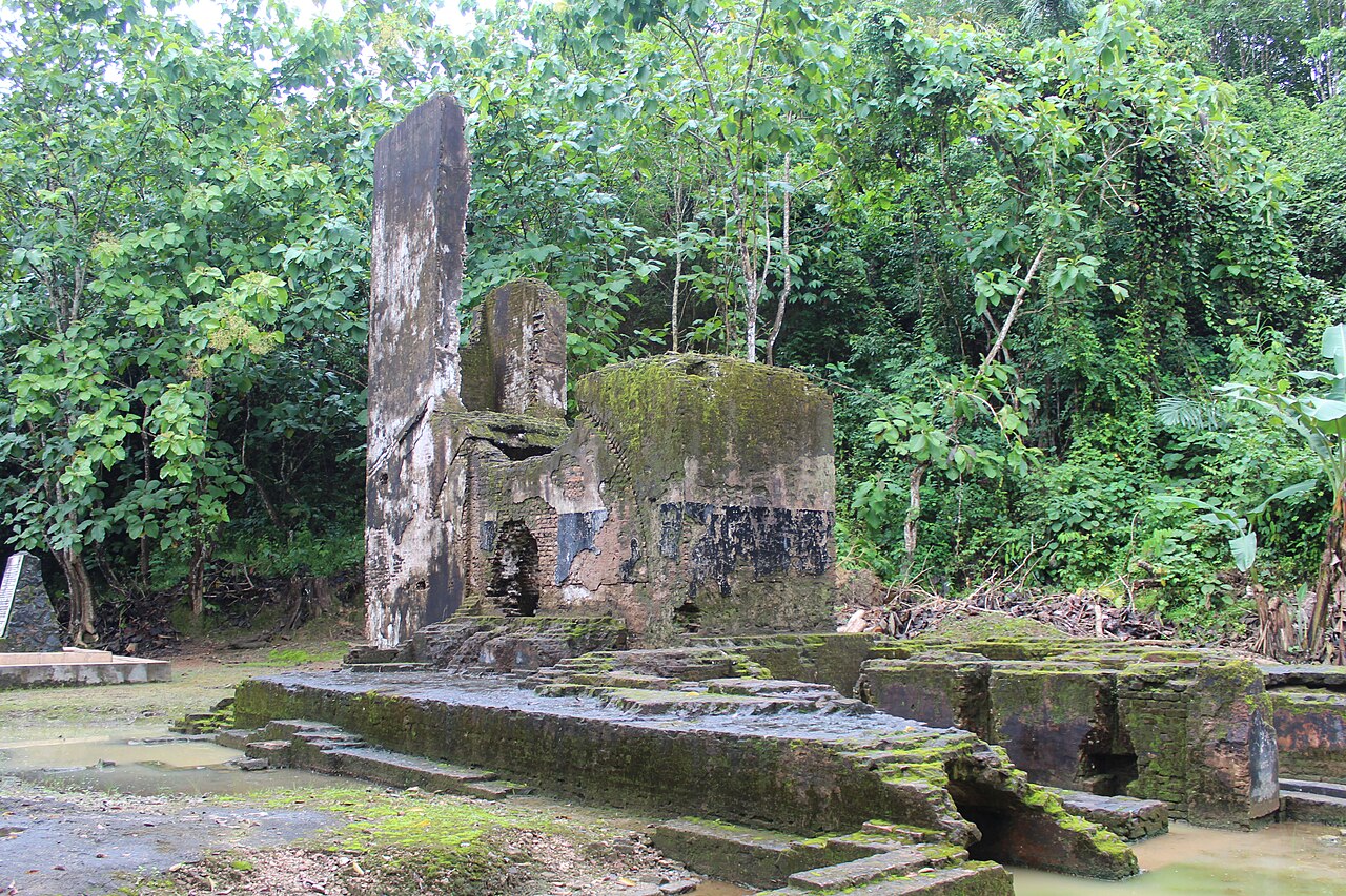 Oranje Nassau Coal Mine Site — Indonesia castle