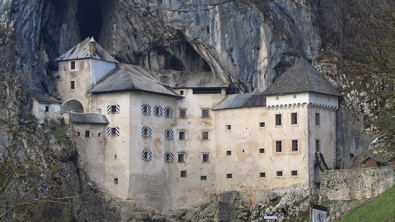 Predjama Castle — Slovenia castle