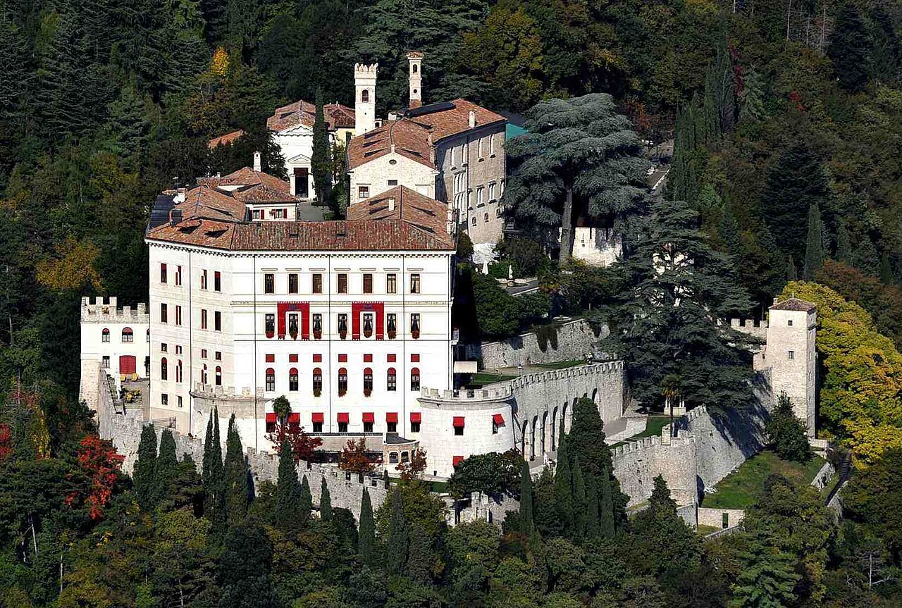 CastelBrando — Italy castle