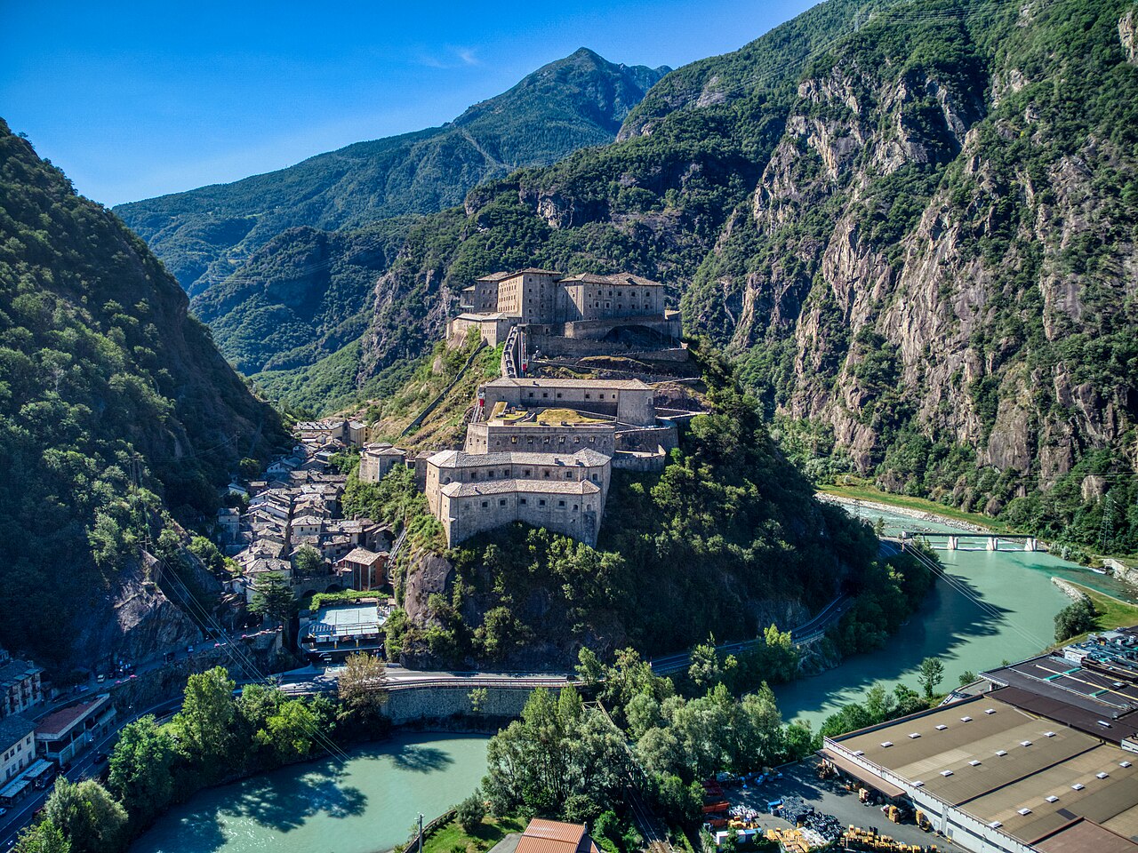 Fort Bard — Italy castle