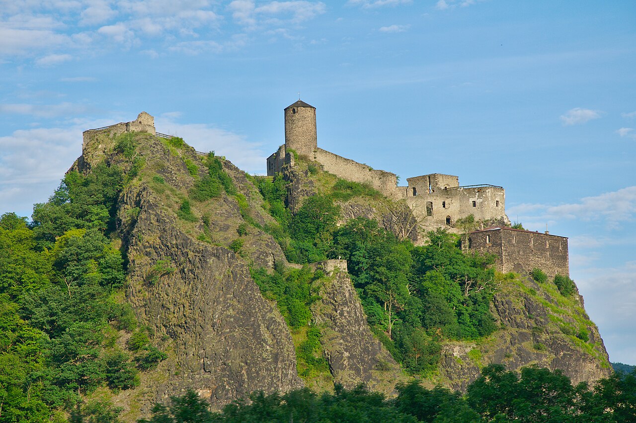 Strekov Castle — Czechia castle