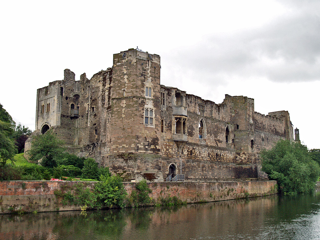 The Newark Castle Remains — United Kingdom of Great Britain and Northern Ireland castle