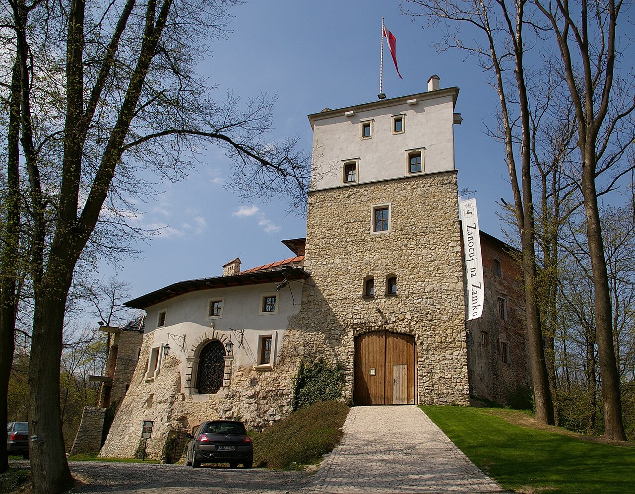 Korzkiew — Poland castle