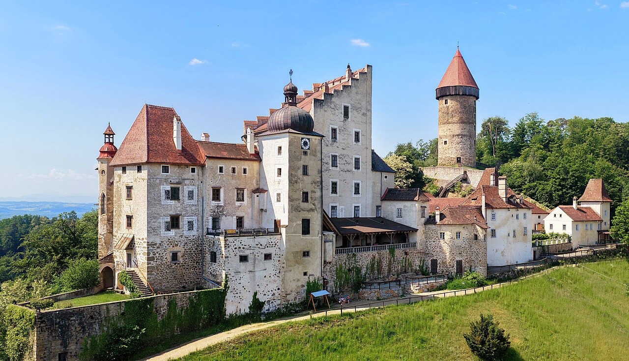 Burg Clam — Austria castle