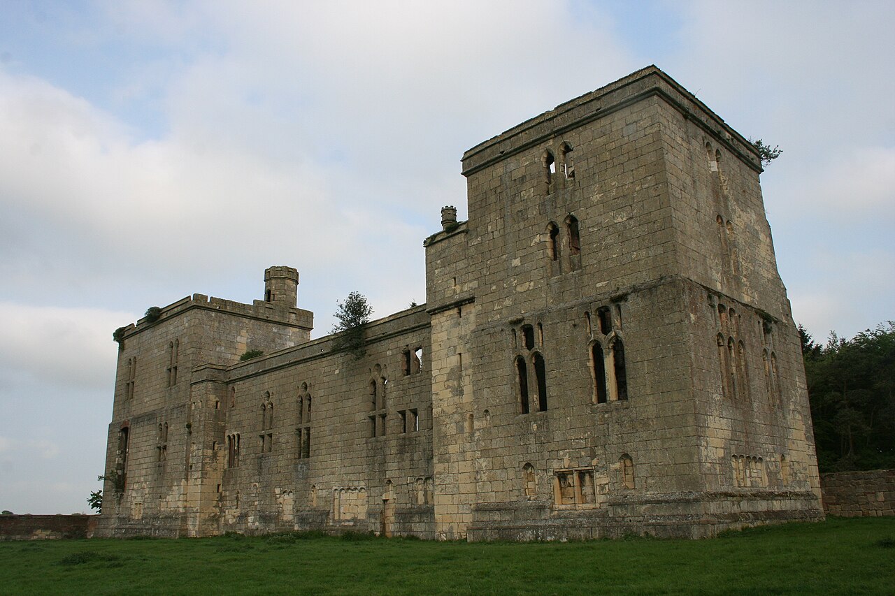 Wressle Castle — United Kingdom of Great Britain and Northern Ireland castle