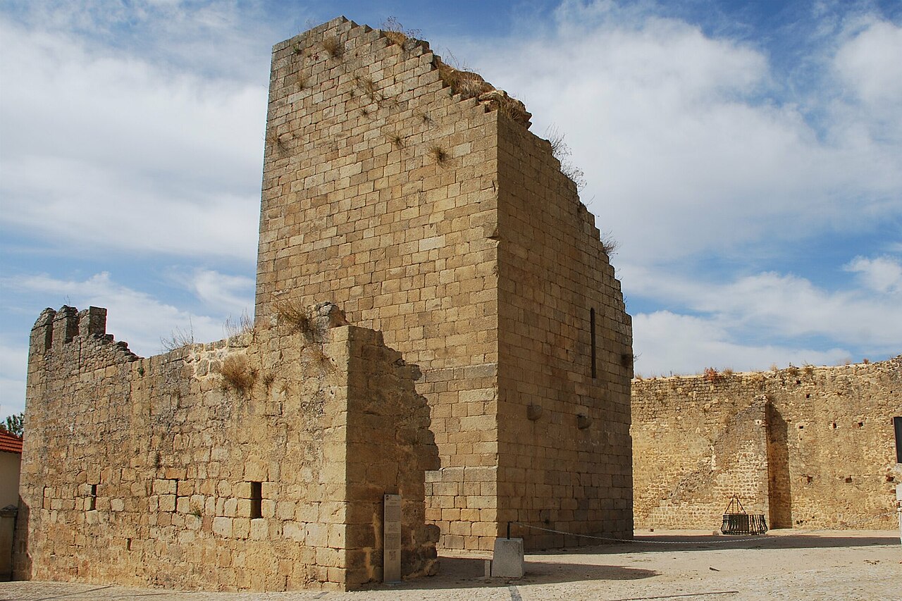 Castle of Miranda do Douro — Portugal castle