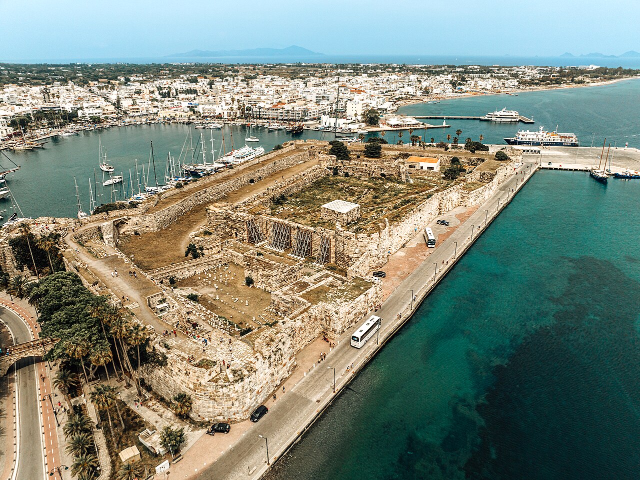 Neratzia Fortress — Greece castle