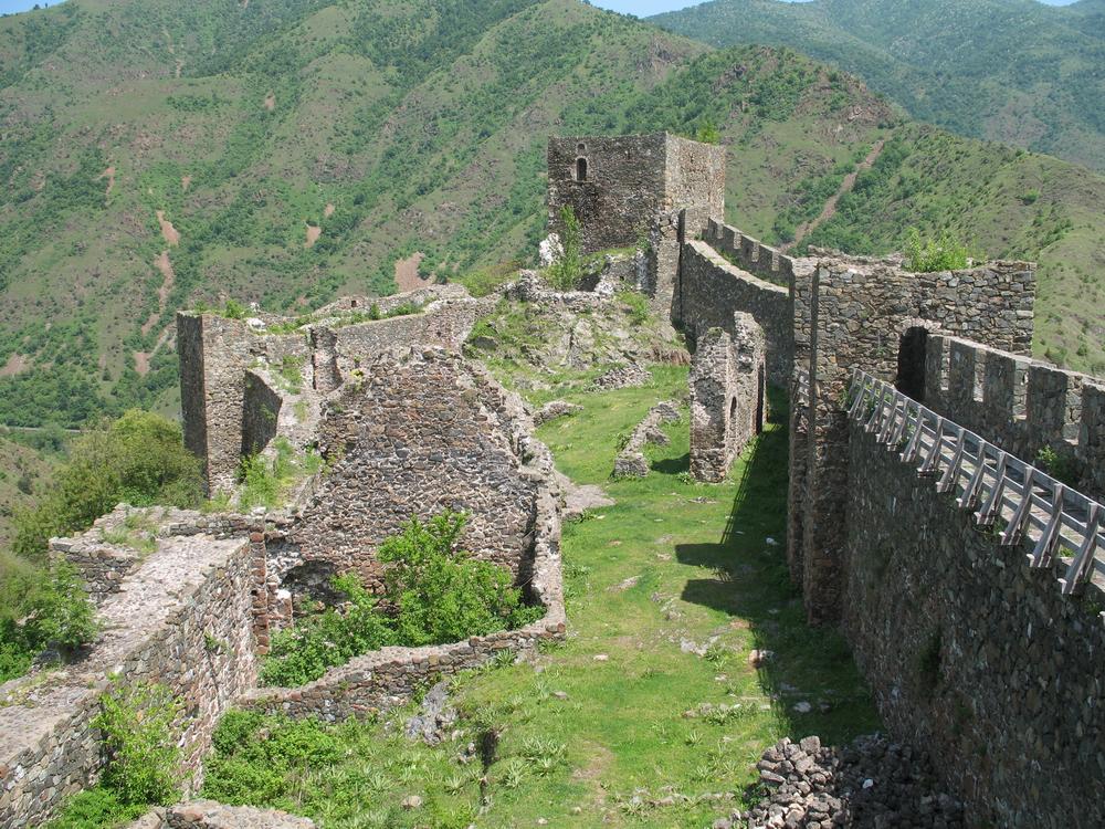 Maglič — Serbia castle