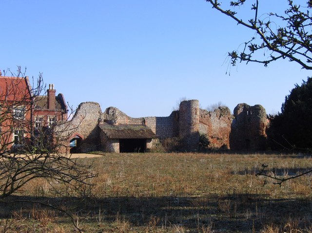 Claxton Castle — United Kingdom of Great Britain and Northern Ireland castle