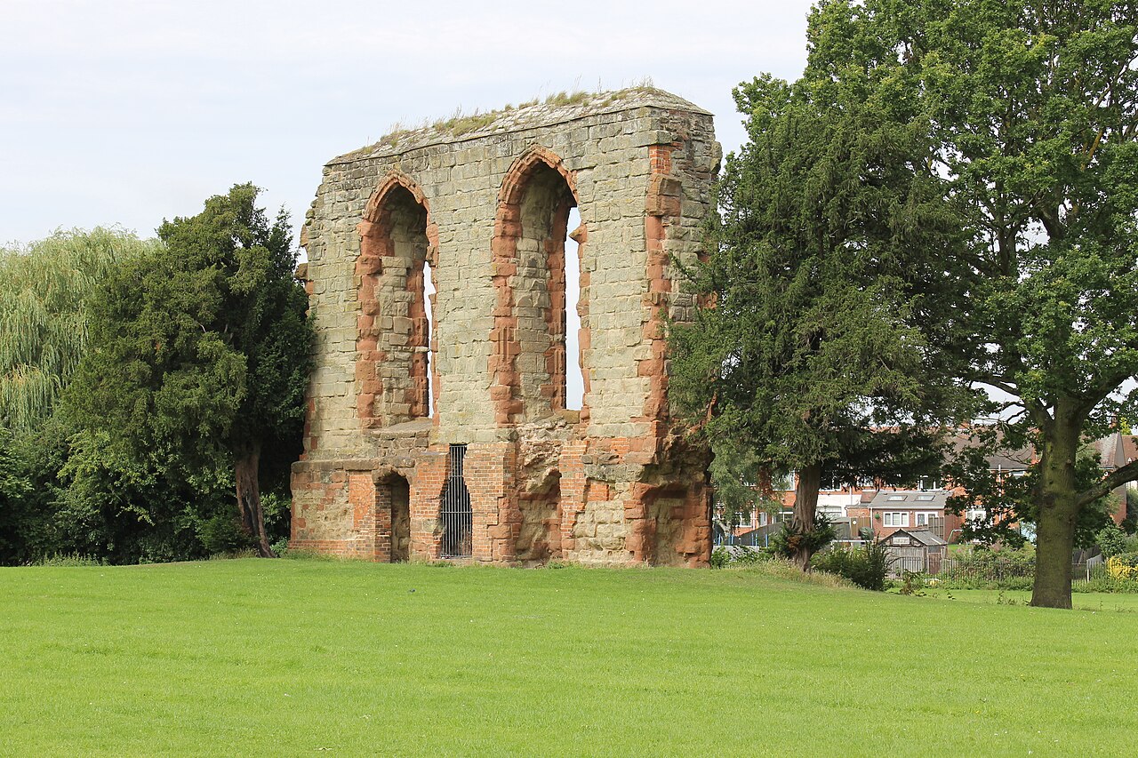 Caludon Castle Ruins — United Kingdom of Great Britain and Northern Ireland castle
