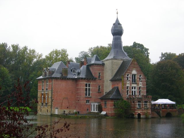 Rivieren Castle — Belgium castle