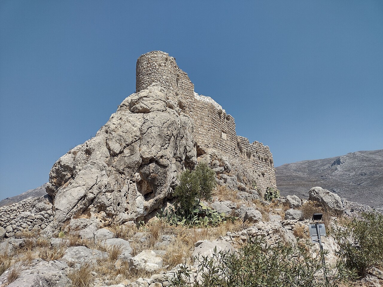 Chrysocheria Castle — Greece castle