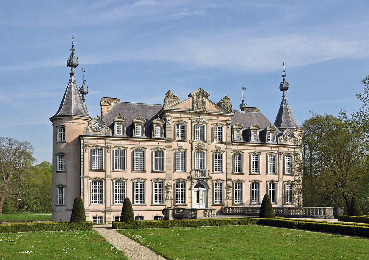 Poeke Castle — Belgium castle