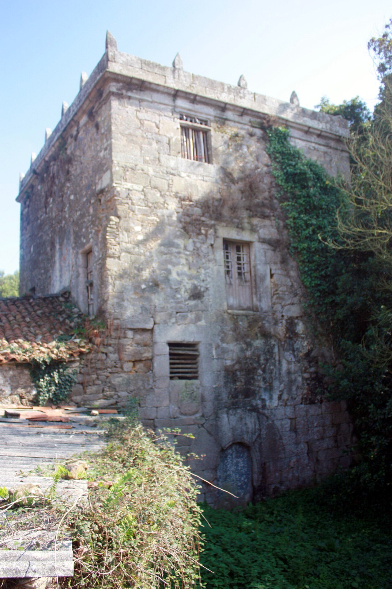 Tower of A Penela — Spain castle