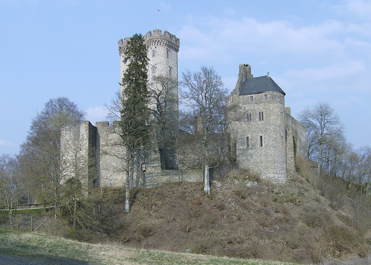 Kasselburg Castle — Germany castle