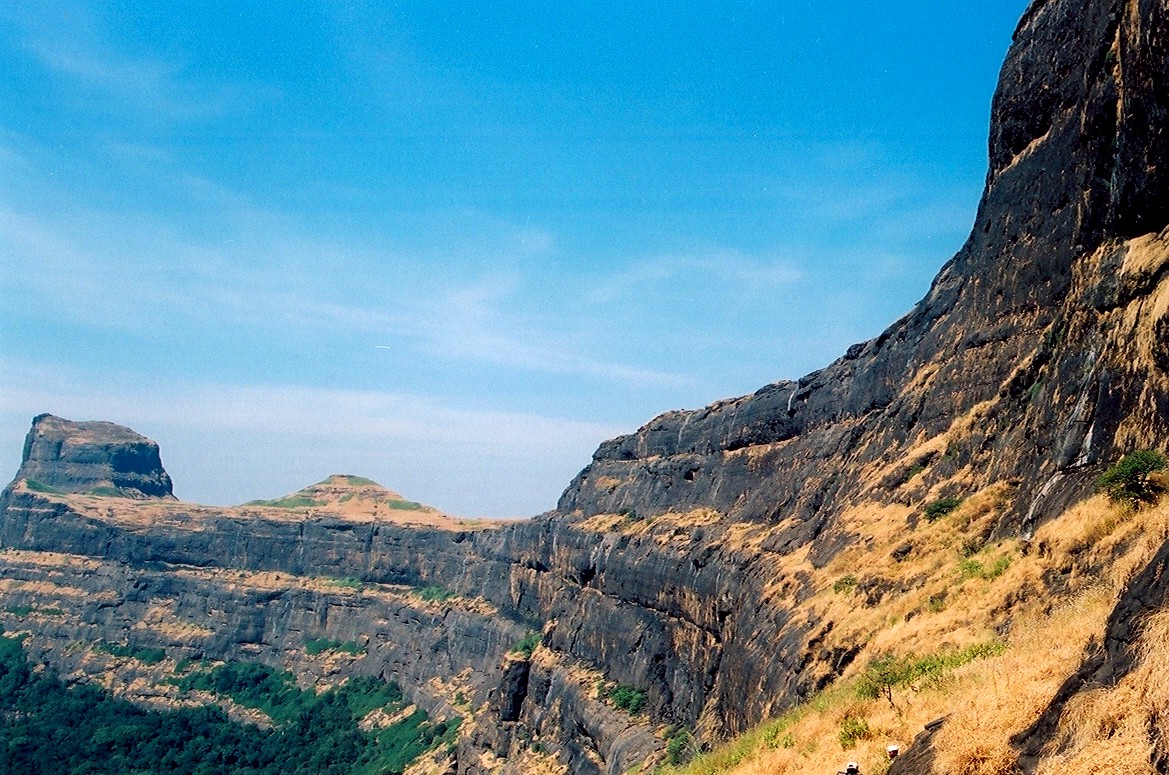 Alang Fort — India castle