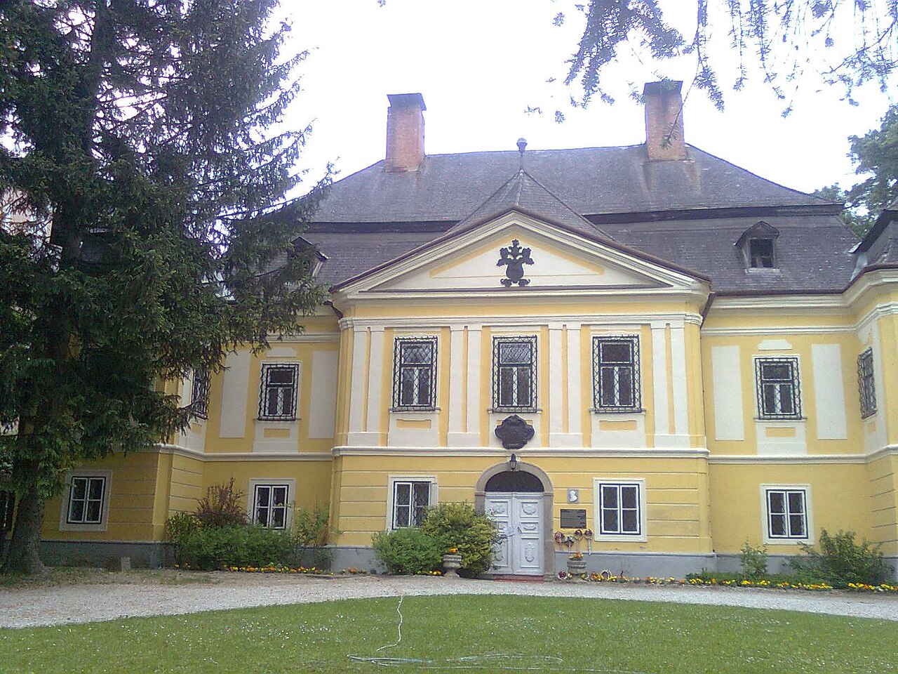 Platthy Mansion — Hungary castle