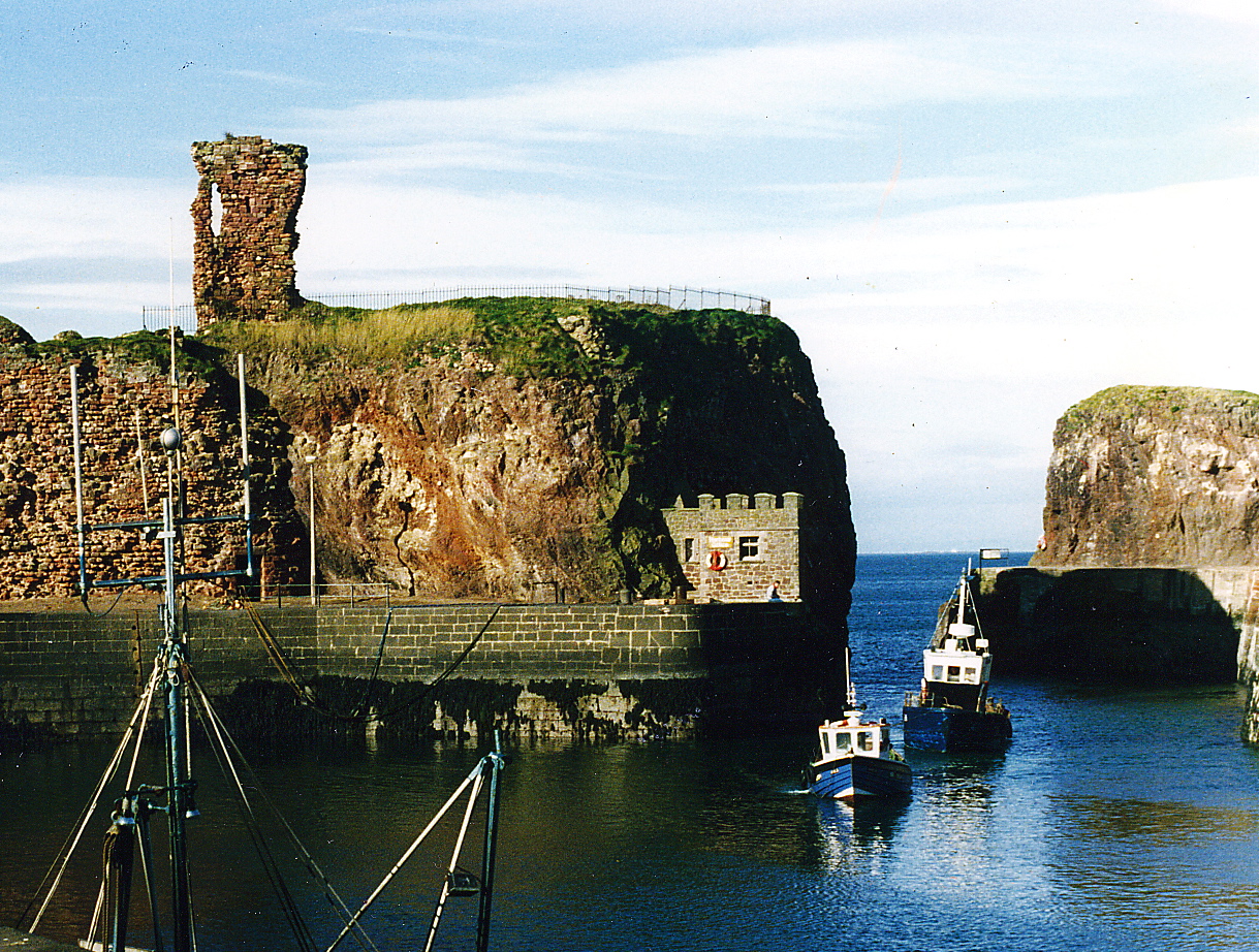 Dunbar Castle — United Kingdom of Great Britain and Northern Ireland castle
