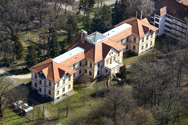 Pallavicini Mansion, Ópusztaszer — Hungary castle