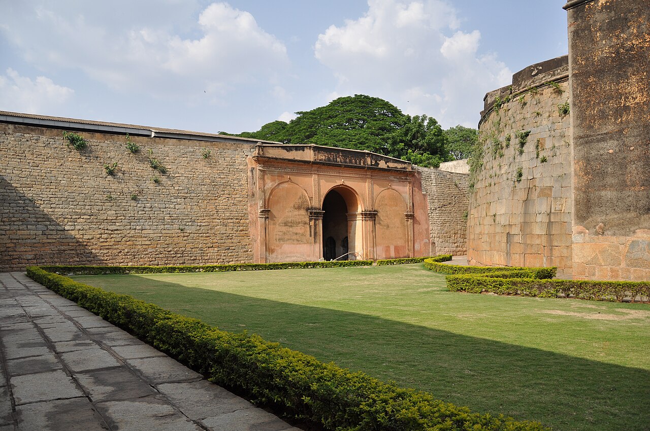 Bengaluru Fort — India castle