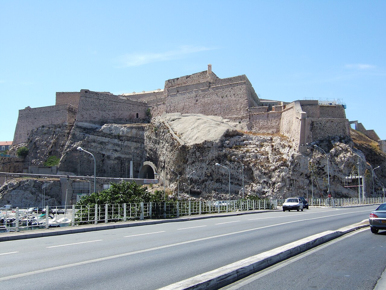 Fort Saint Nicolas — France castle
