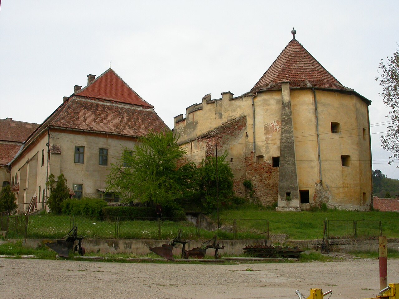 Apafi castle in Dumbrăveni — Romania castle