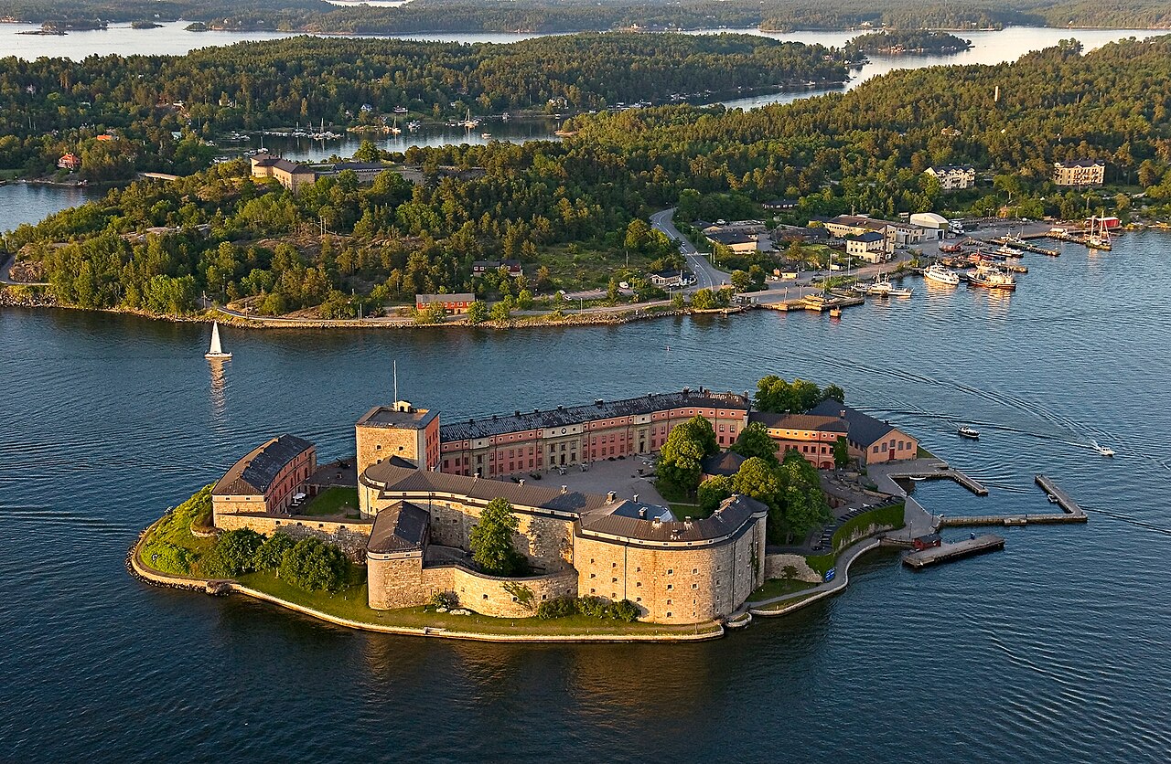 Vaxholm Castle — Sweden castle