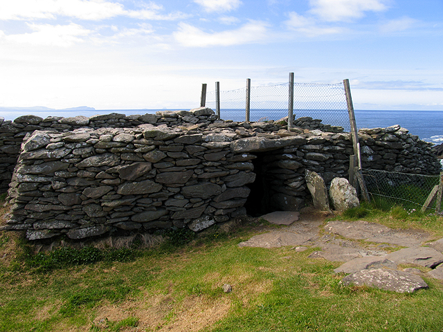 Dunbeg Fort — Ireland castle
