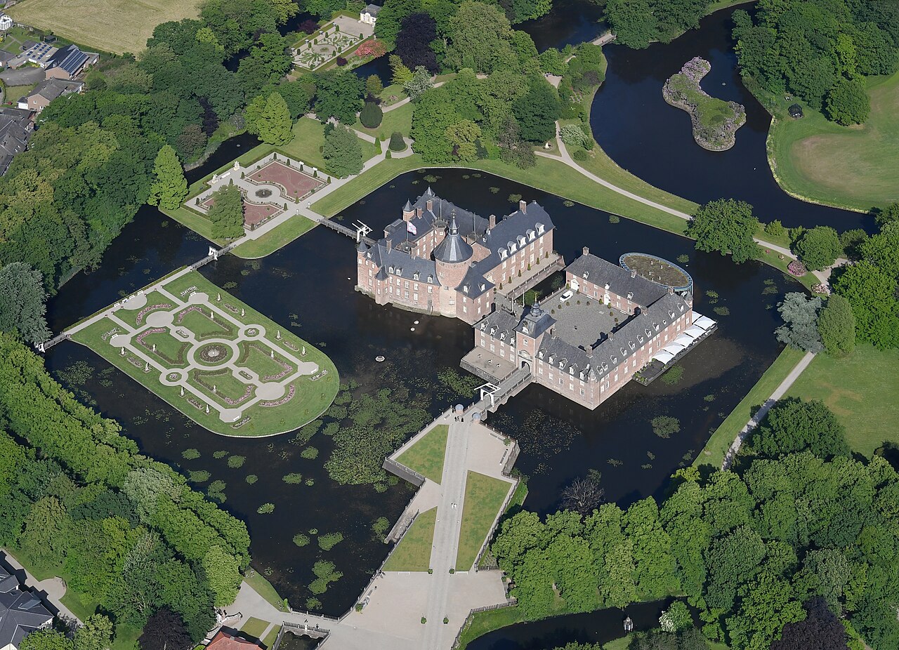 Anholt Castle — Germany castle