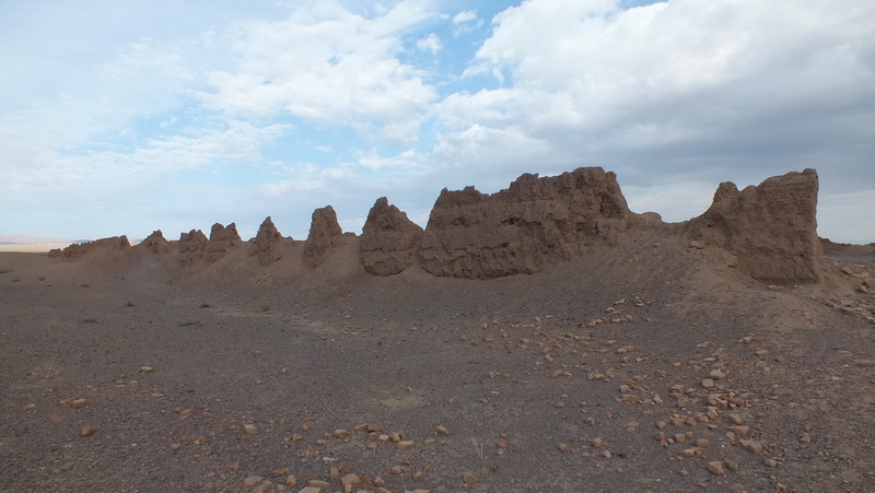 Qermez Castle (Qom County) — Iran (Islamic Republic of) castle