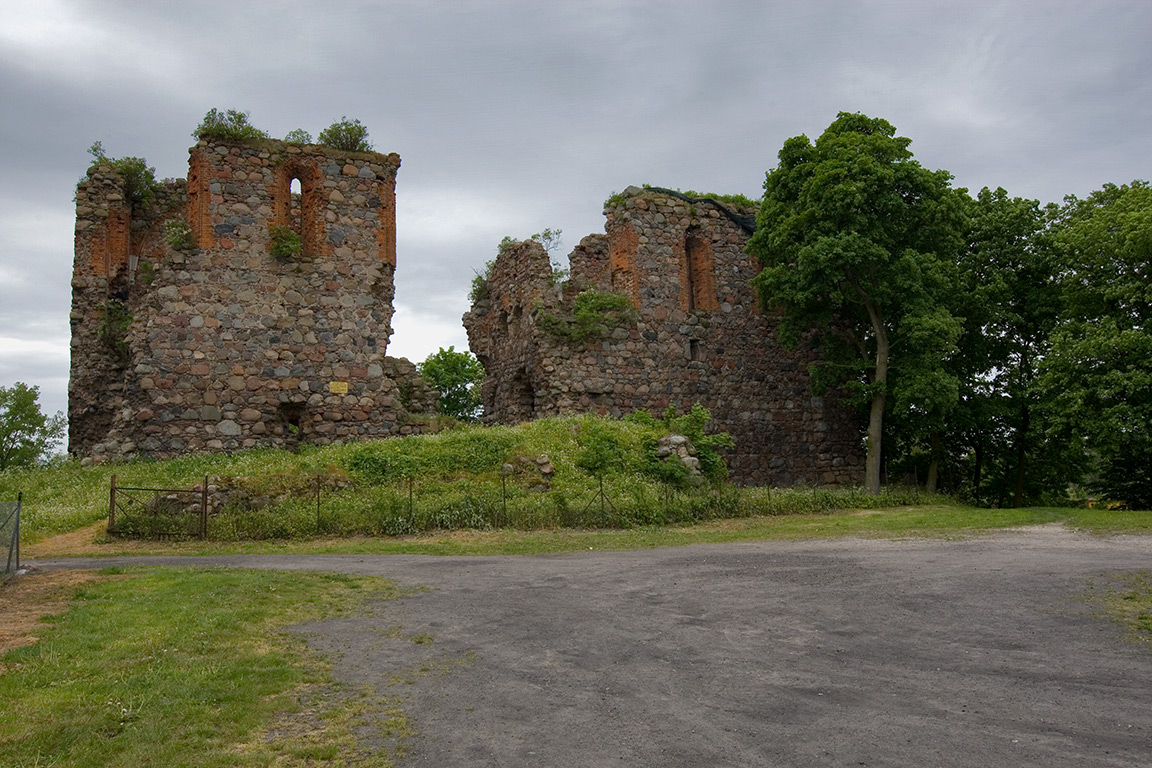 Papowo Biskupie — Poland castle