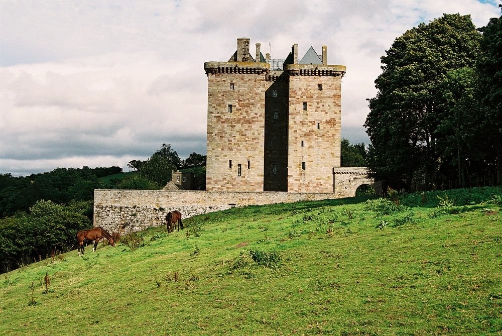 Borthwick Castle — United Kingdom of Great Britain and Northern Ireland castle
