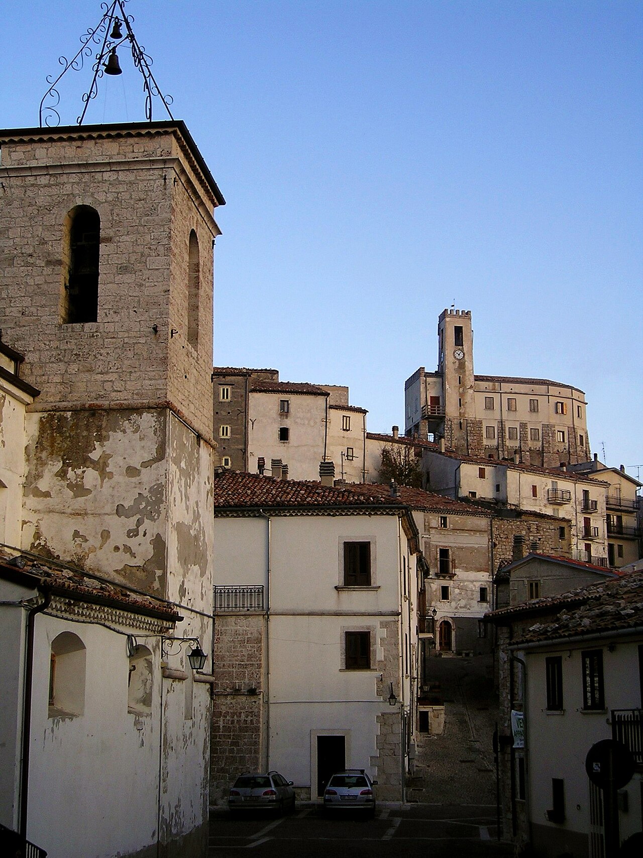 Castello di Gamberale — Italy castle