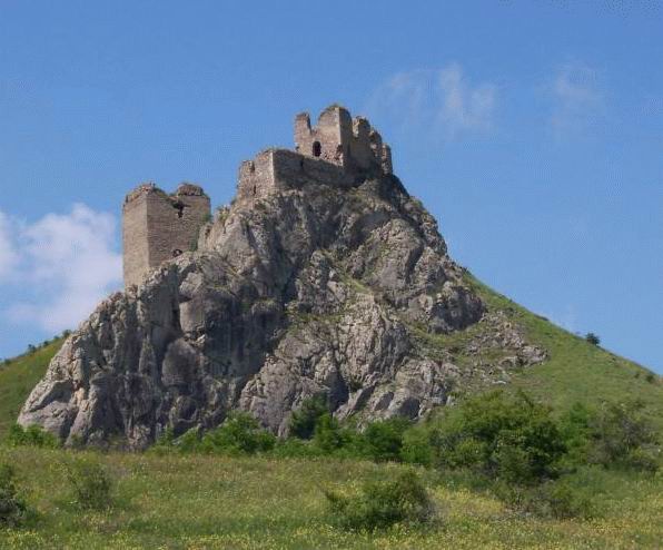 Trascău Fortress — Romania castle