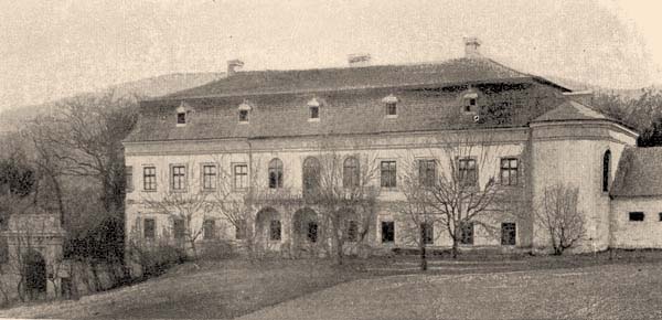 Migazzi Mansion, Verőce — Hungary castle