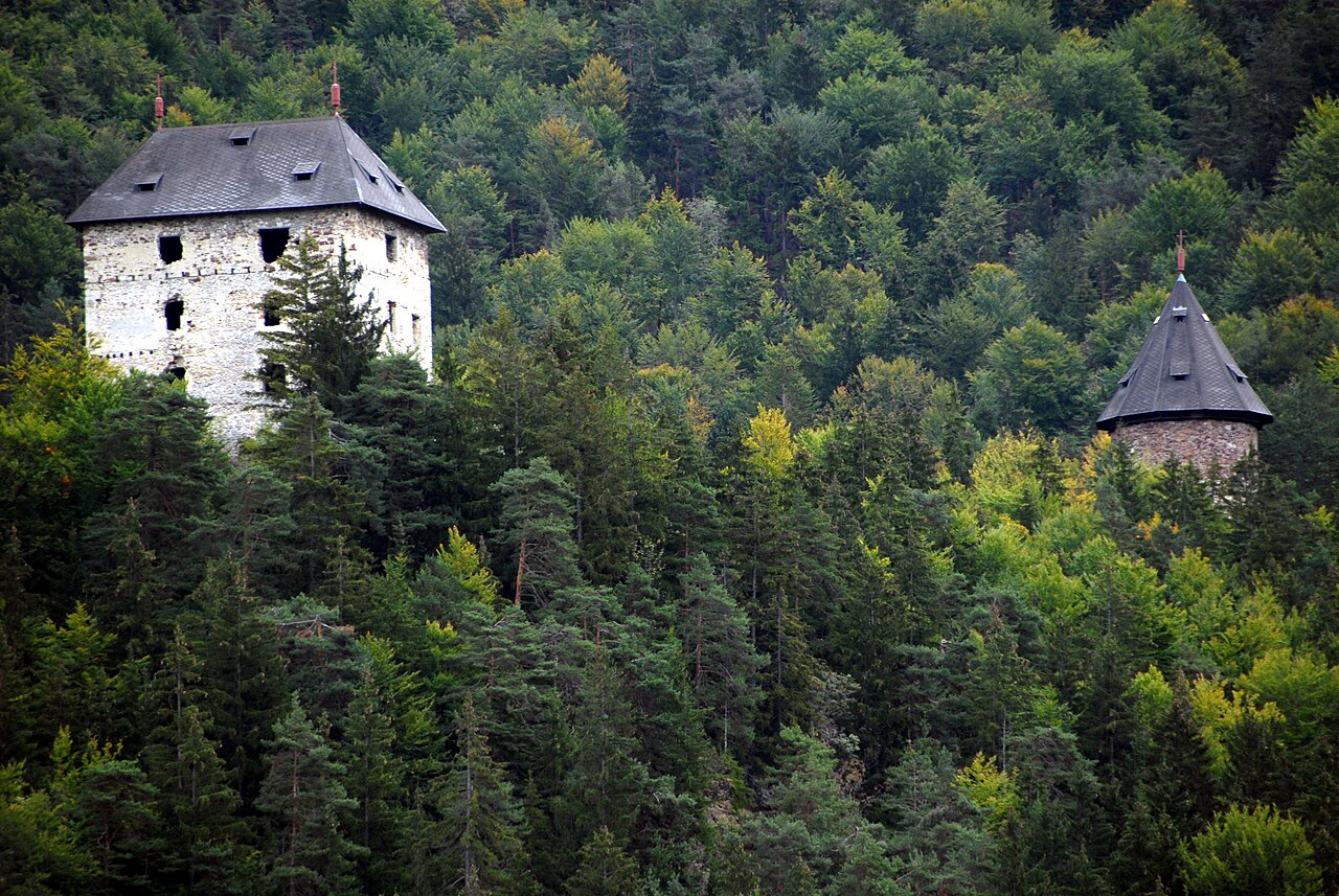 Ruine Weissenegg — Austria castle