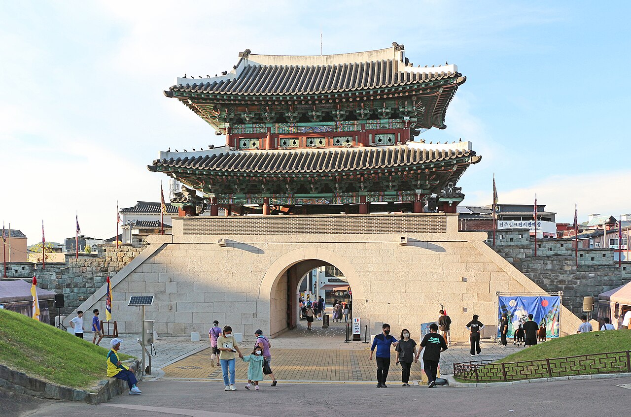 Jinju Fortress — Korea (Republic of) castle