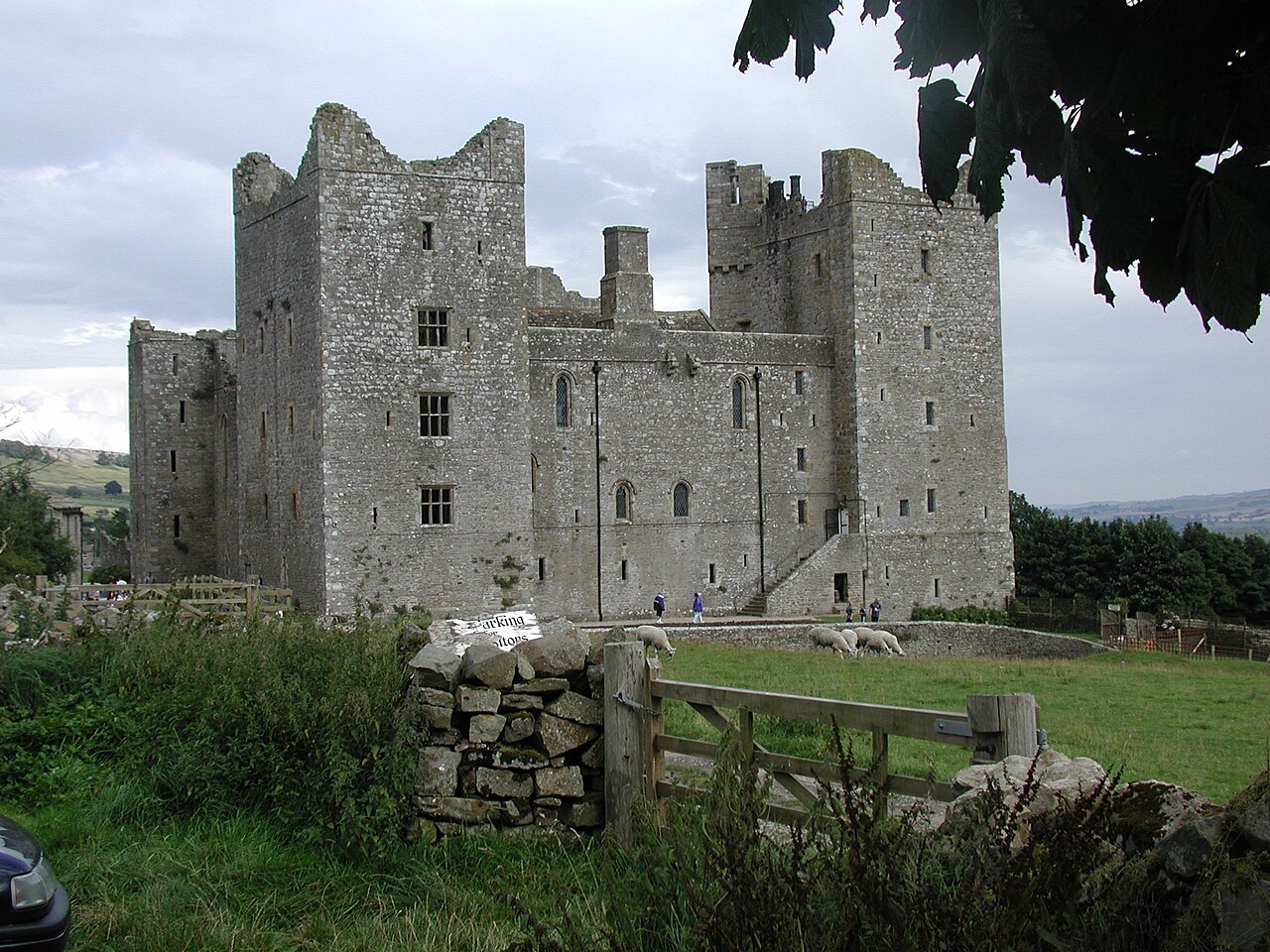 Bolton Castle — United Kingdom of Great Britain and Northern Ireland castle