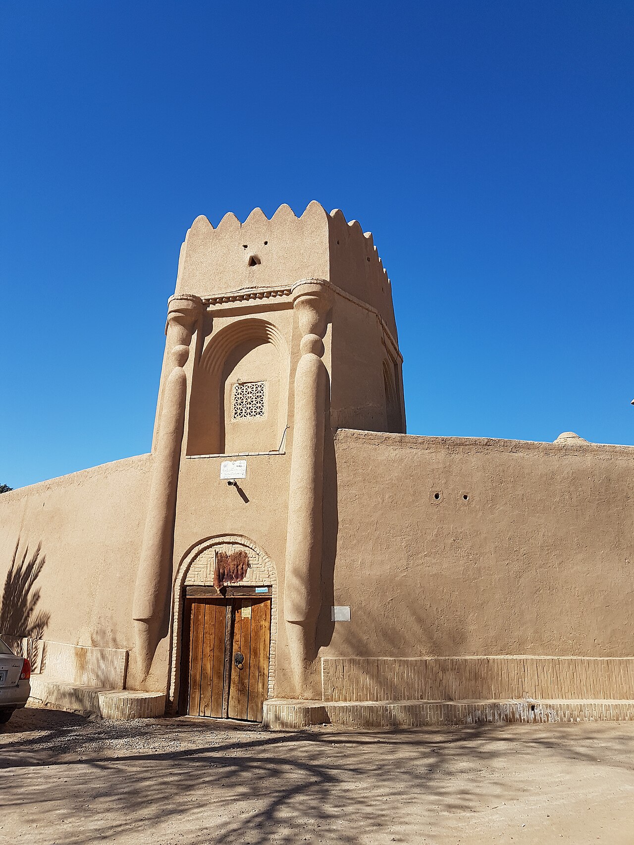 Baqerabad Castle — Iran (Islamic Republic of) castle