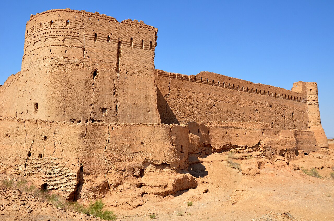 Khavidak Castle — Iran (Islamic Republic of) castle