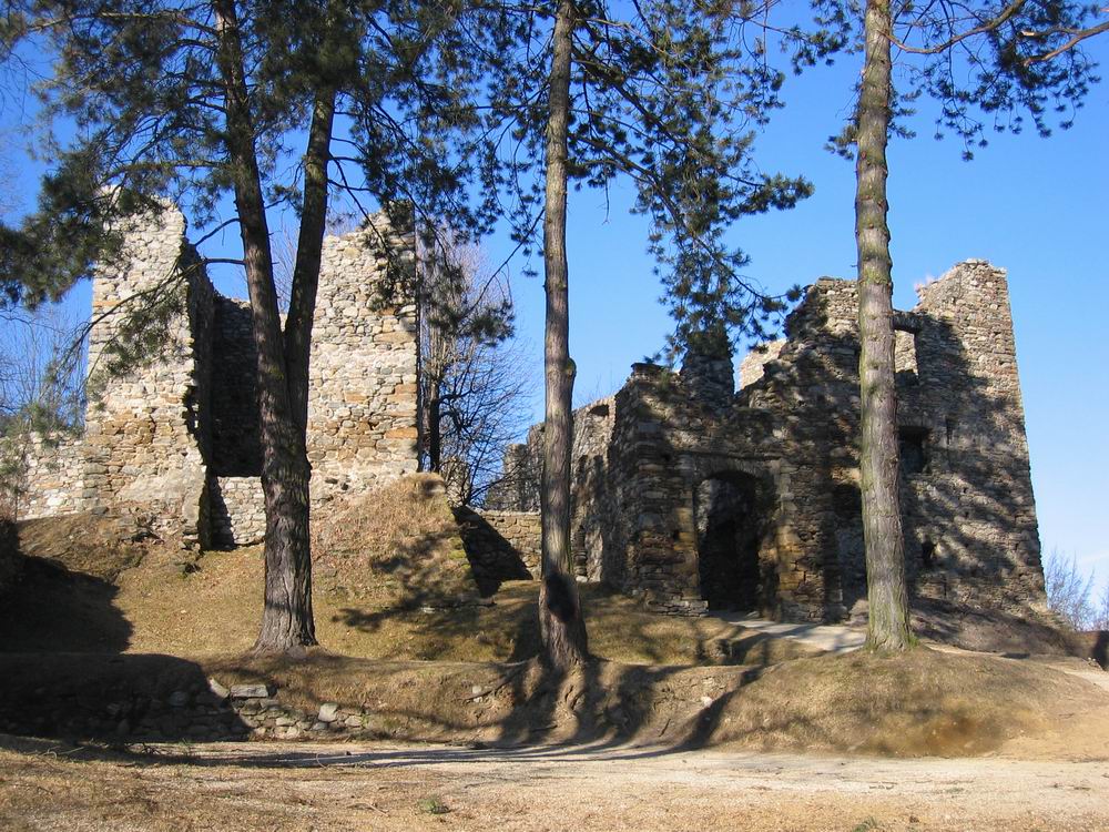 Burgruine Gomarn — Austria castle