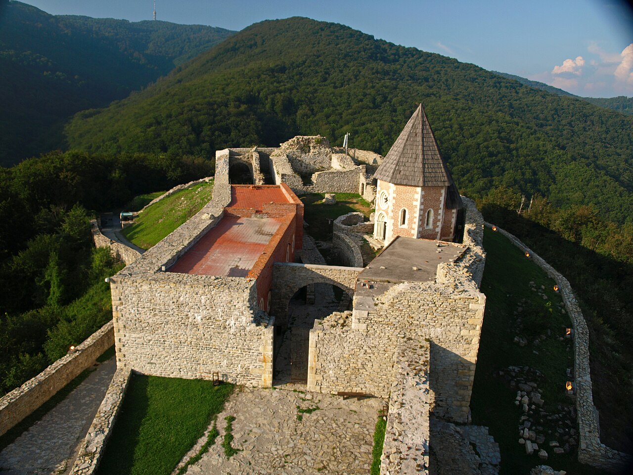 Medvedgrad — Croatia castle