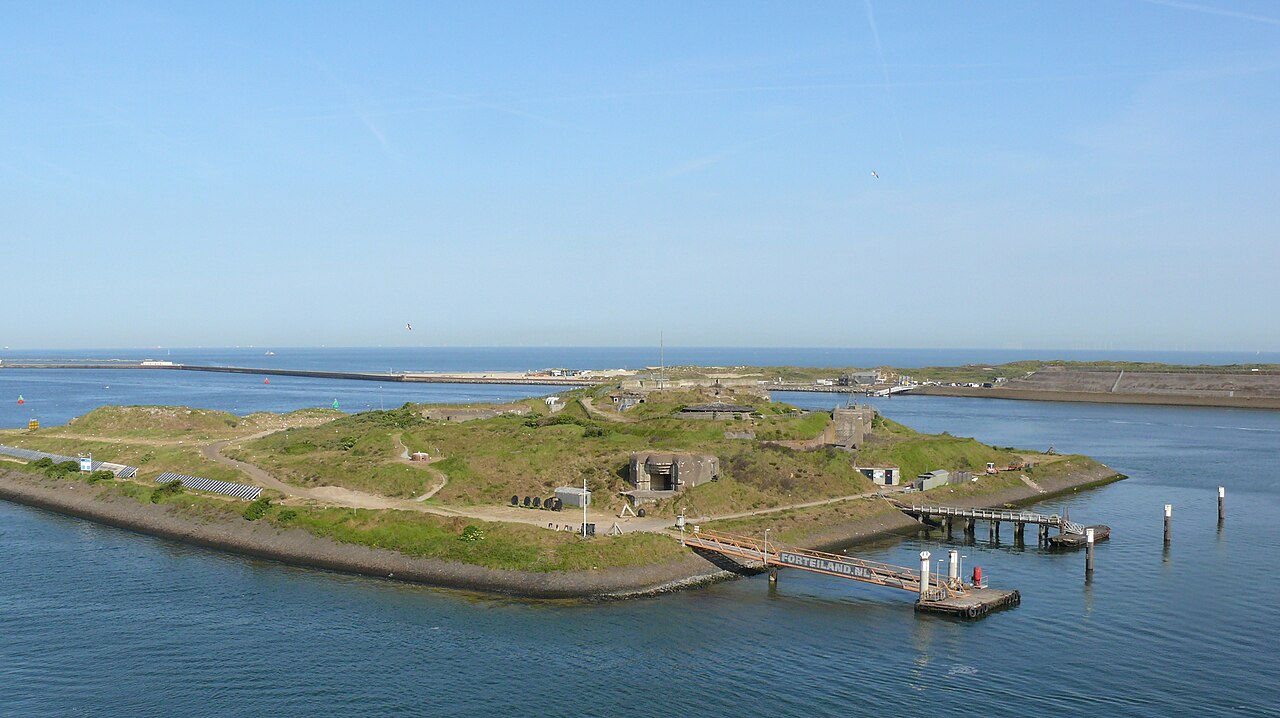 Fort bij IJmuiden — Netherlands castle