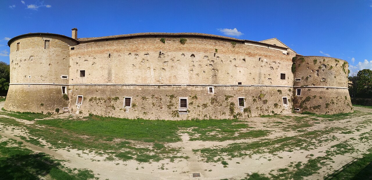 Rocca Costanza — Italy castle