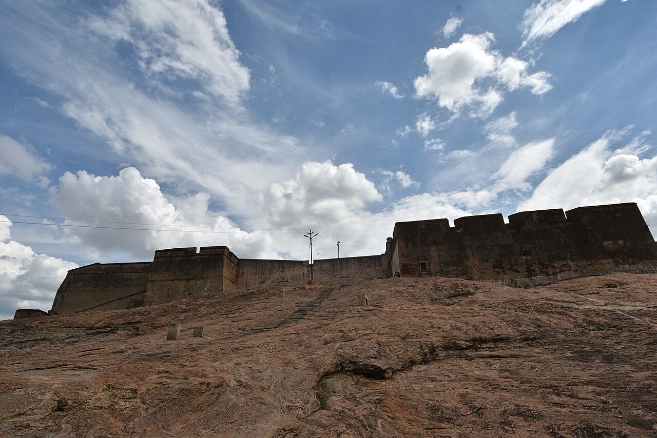 Dindigul Fort — India castle