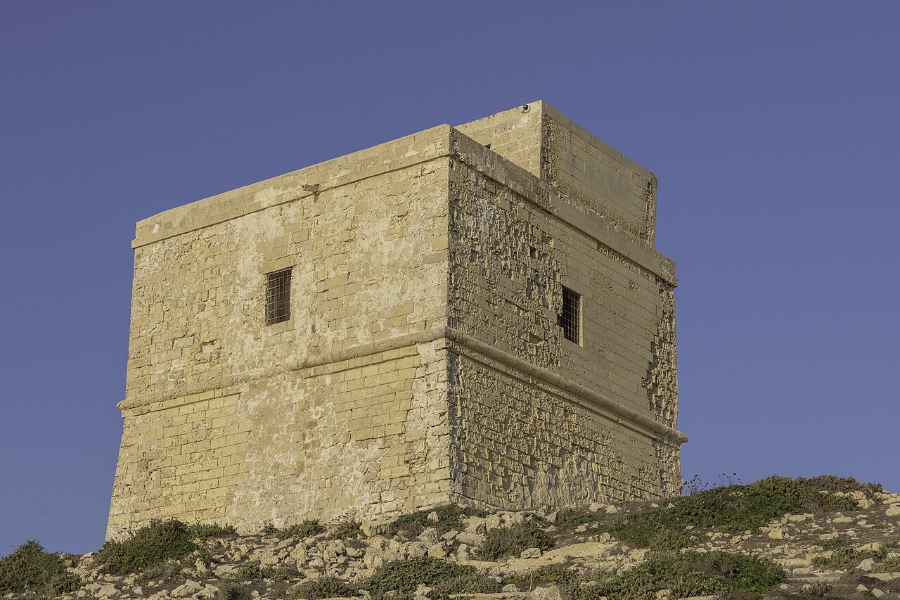 Dwejra Tower — Malta castle