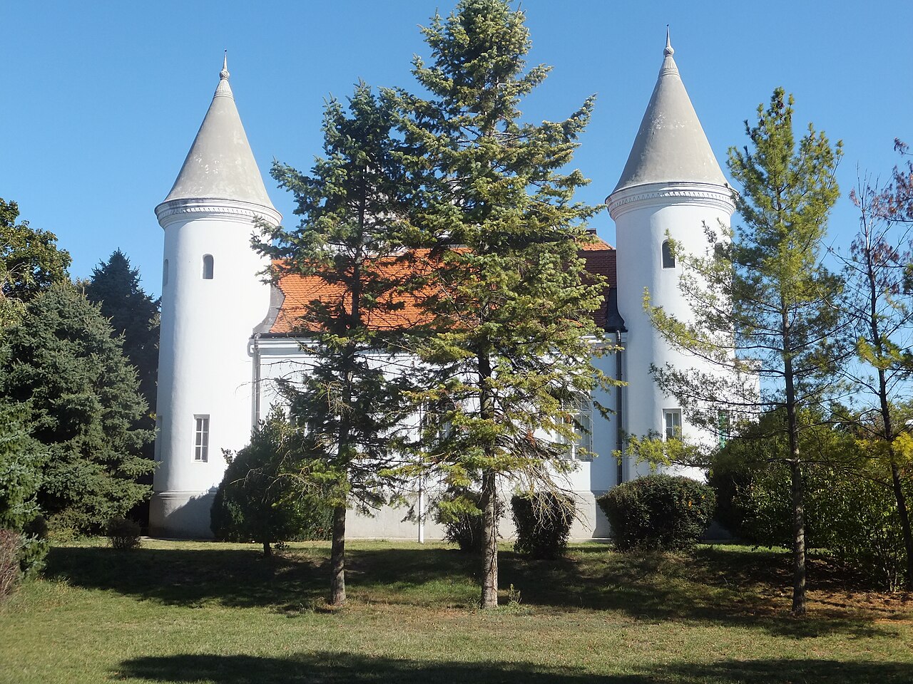Fantast Castle — Serbia castle