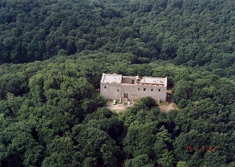 Várgesztes Castle — Hungary castle
