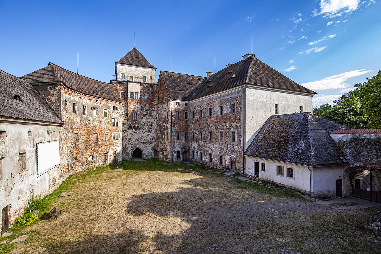 Rožmitál pod Třemšínem Castle — Czechia castle