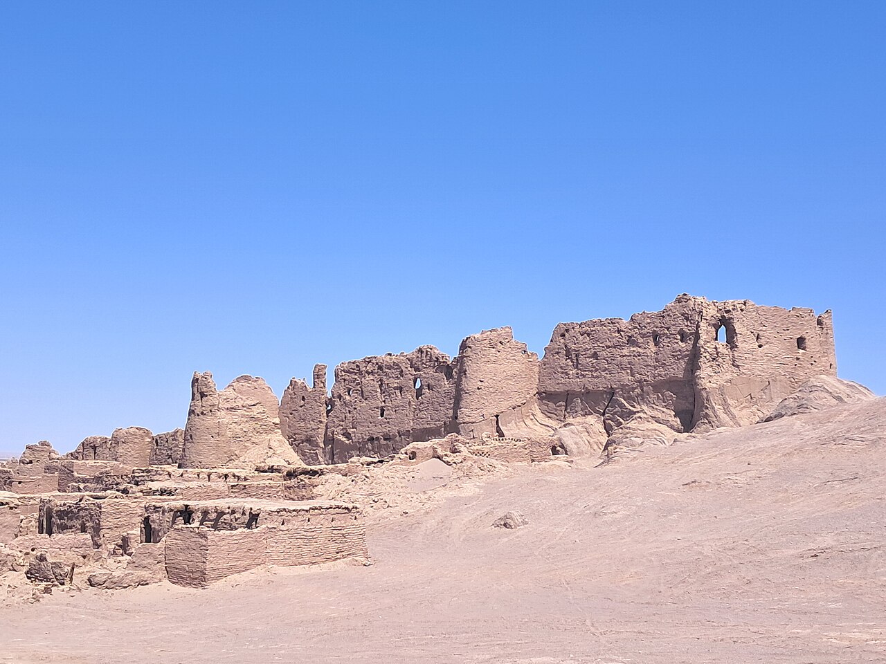 Keshit Castle — Iran (Islamic Republic of) castle